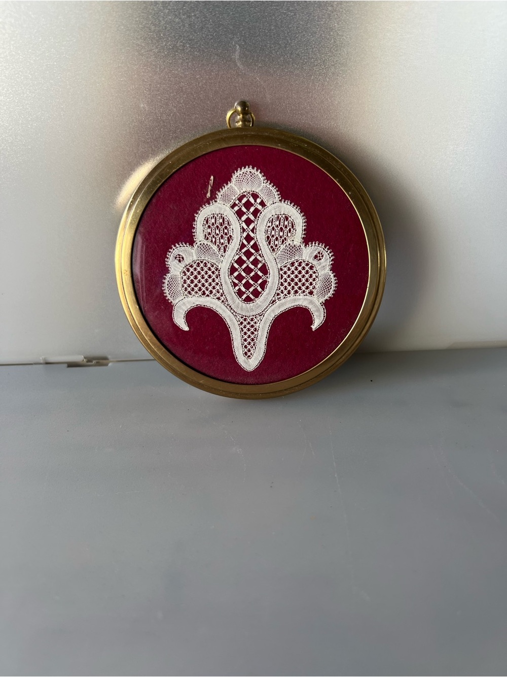 Stanley Gold Round Framed White Lace on Burgundy
